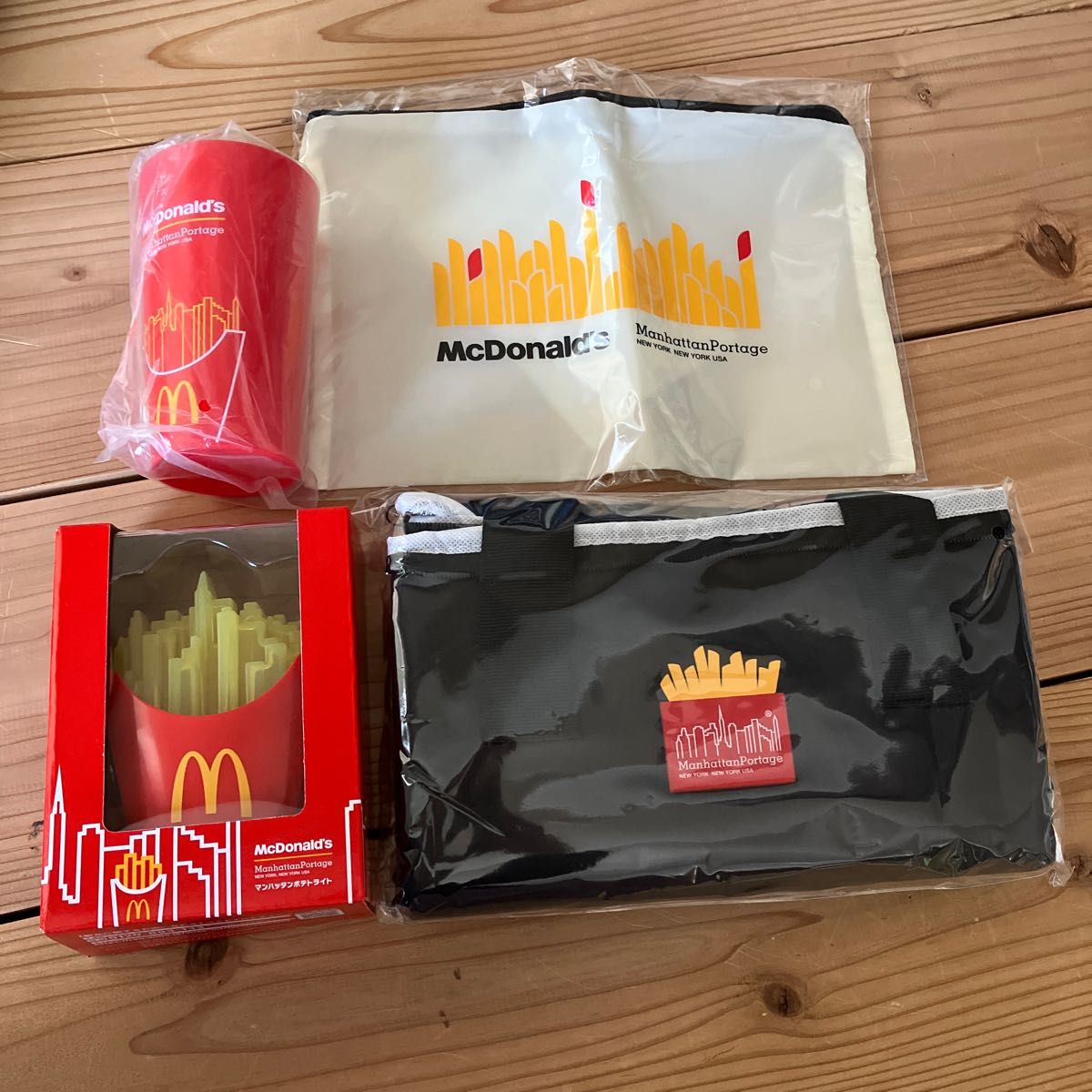 マクドナルド McDonald''s 福袋　2022 マンハッタンポーテージ　ポテトライト