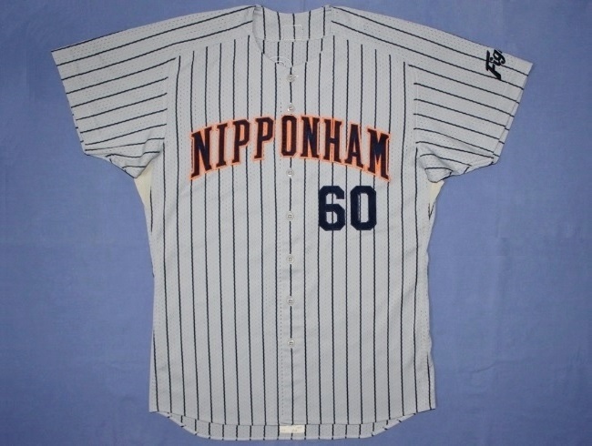 日本ハムファイターズ60 伊藤剛 2001-02東京時代実使用ユニフォーム 日本ハムファイターズ60 伊藤剛 2001-02東京時代実使用ユニフォーム