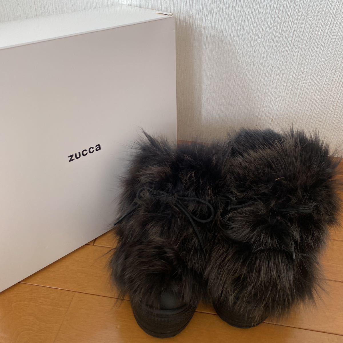 新品◇zucca ズッカ ファースニーカー◇黒◇リアルファー◇靴 その他 新品◇zucca ズッカ ファースニーカー◇黒◇リアルファー◇靴 その他