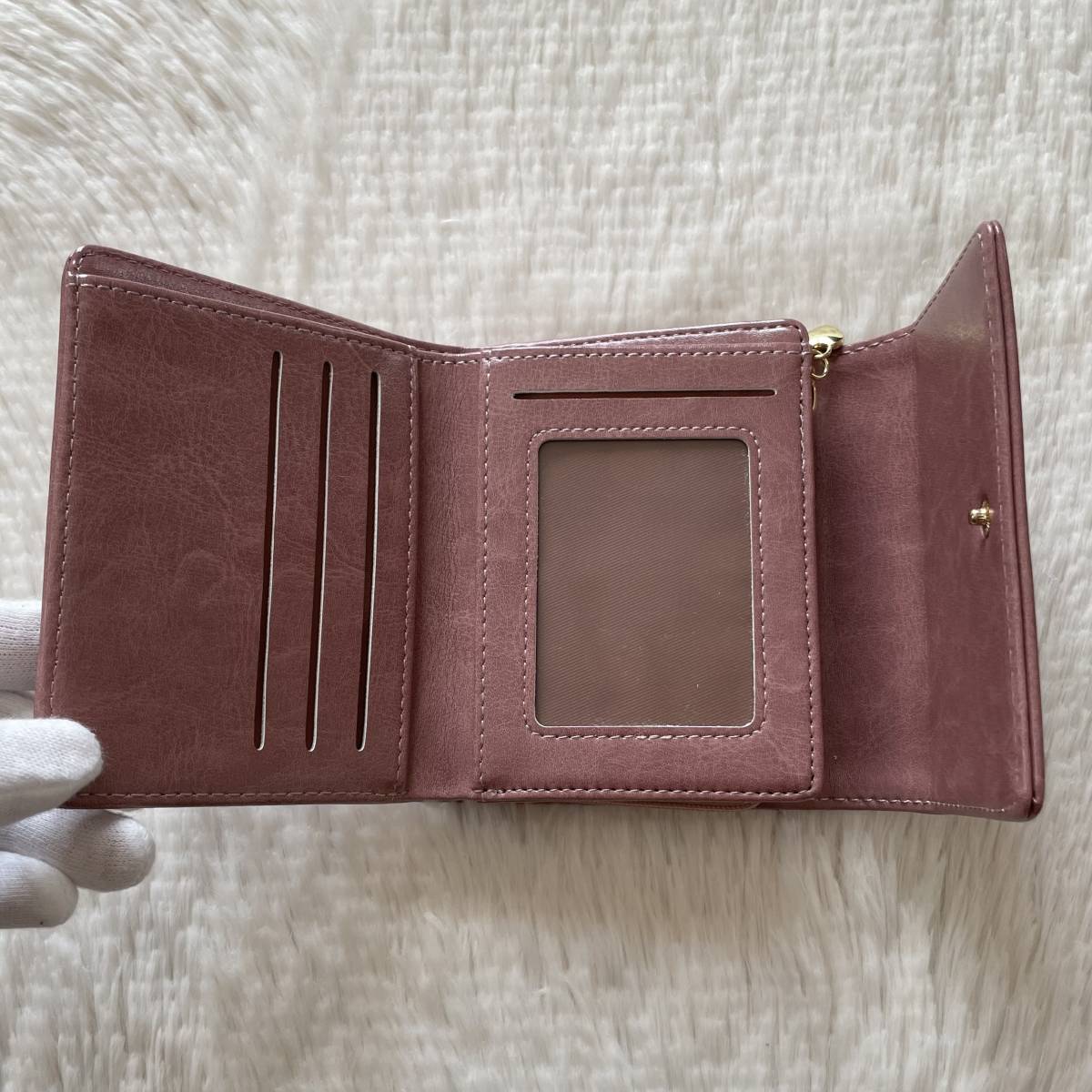 コンパクトで機能的 レディース 3つ折りミニ財布 新品未使用 ピンク｜PayPayフリマ