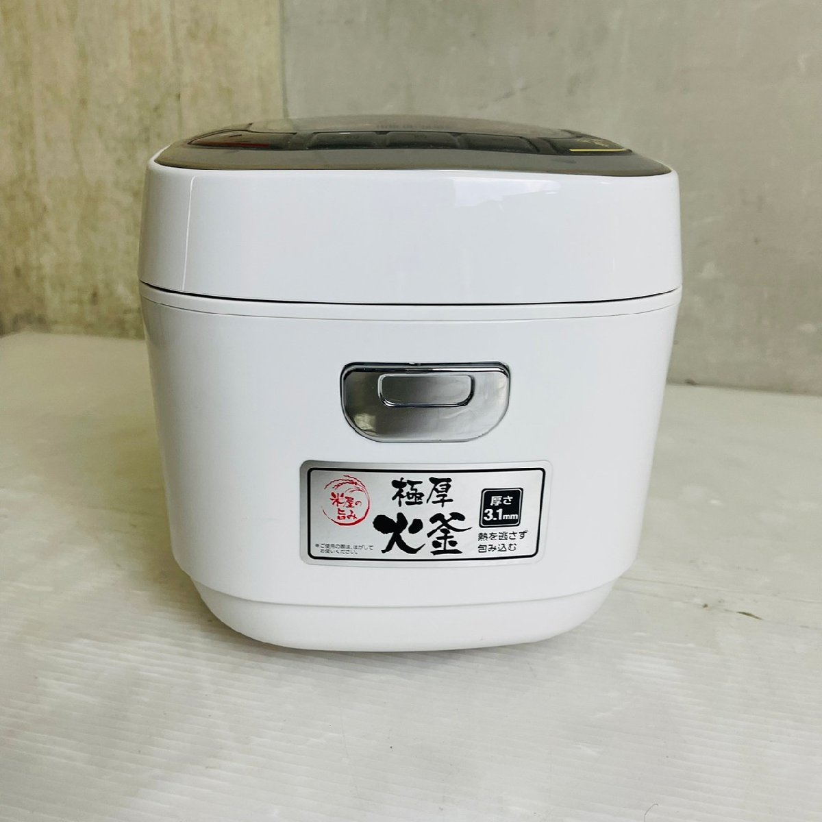 素晴らしい品質 超美品 炊飯器 IRIS ERC-MC30-W 2020年製 sushitai.com.mx