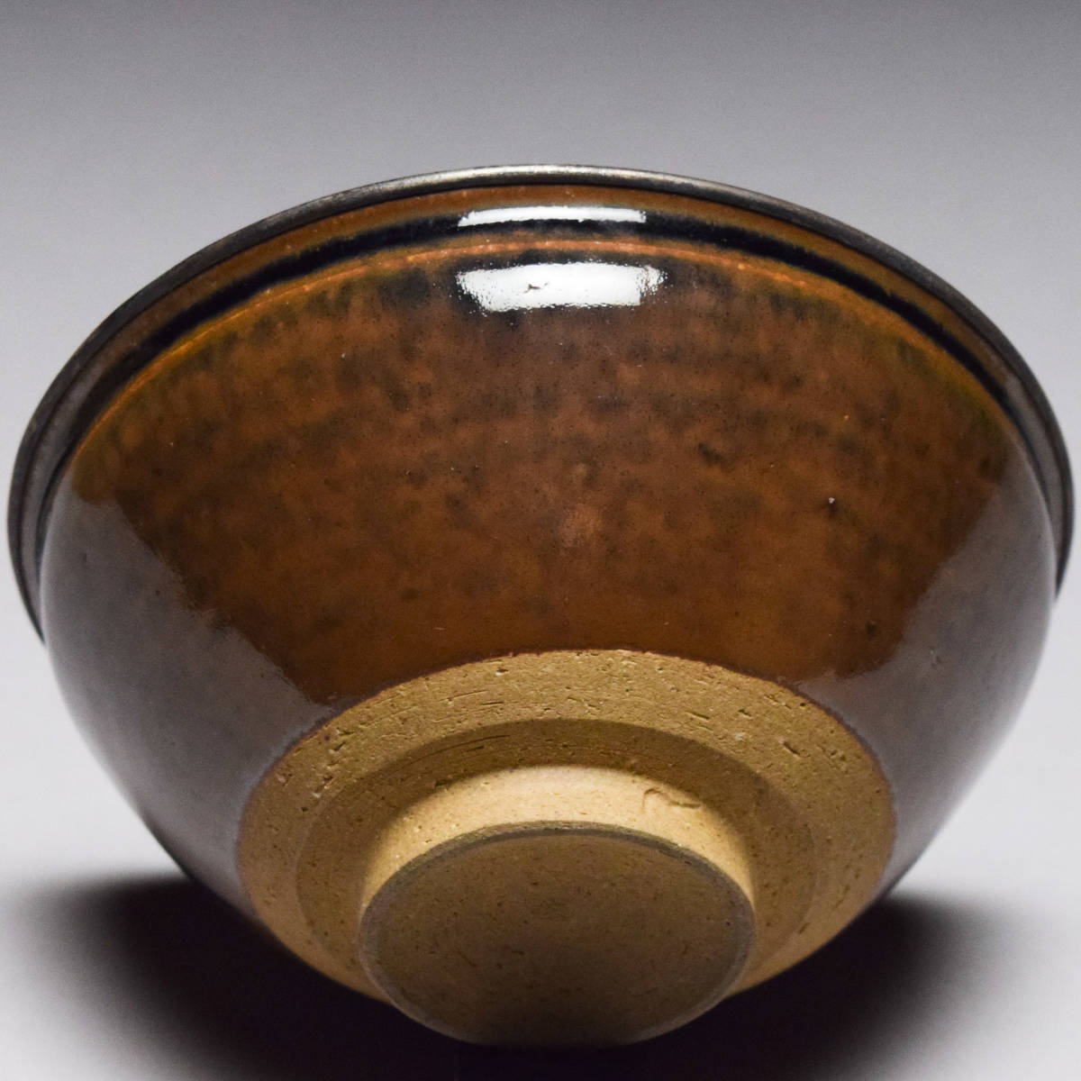 八八八 加藤唐三郎 古瀬戸 天目茶碗 ◇共箱 茶道具 抹茶碗 x136 八八八 加藤唐三郎 古瀬戸 天目茶碗 ◇共箱 茶道具 抹茶碗 x136