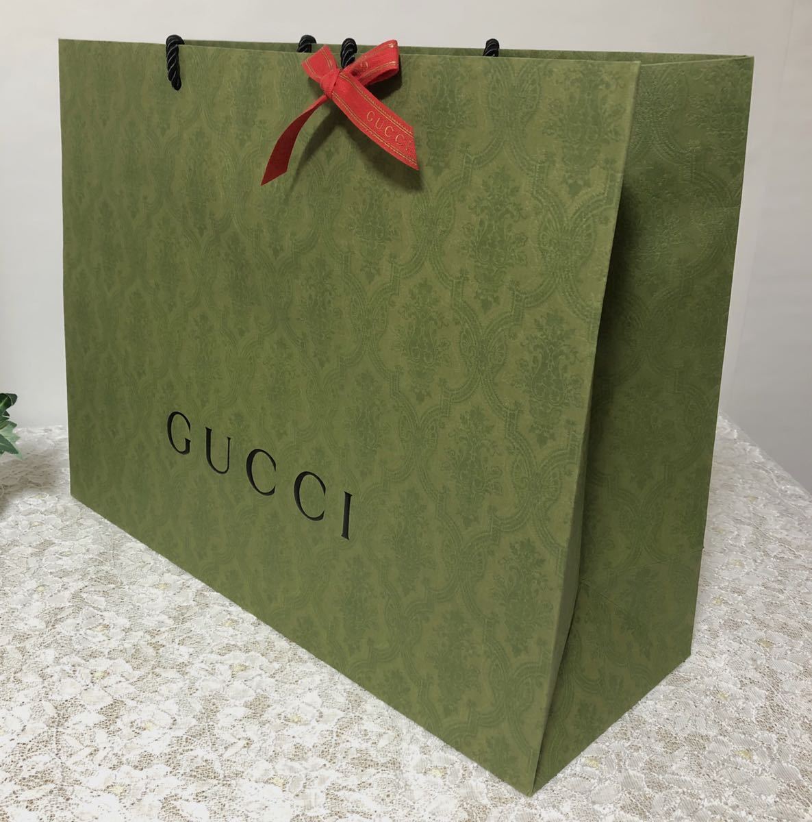 グッチ「GUCCI」ショッパー 特大サイズ (1759) 紋章型押し 正規品