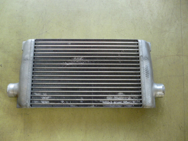  that time thing all-purpose intercooler HKS? Trust? core size 400×260×65 entrance exit diameter 50Φ