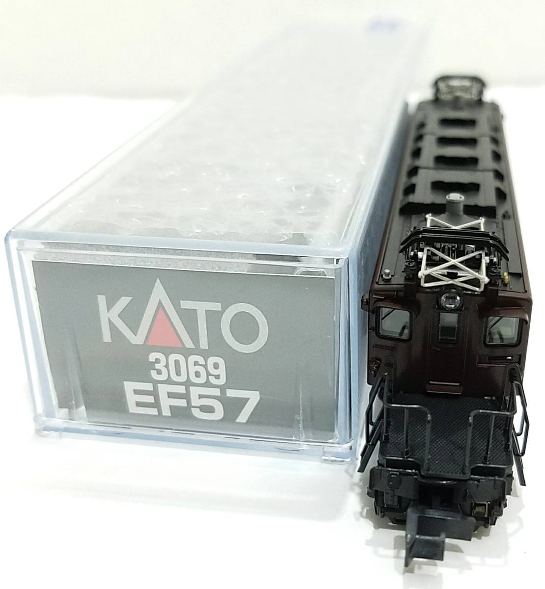 KATO 3069 EF57 国鉄 旅客用直流電気機関車 デッキ 鉄道模型 Nゲージ 動力車 カトー N-GAUGE_画像7