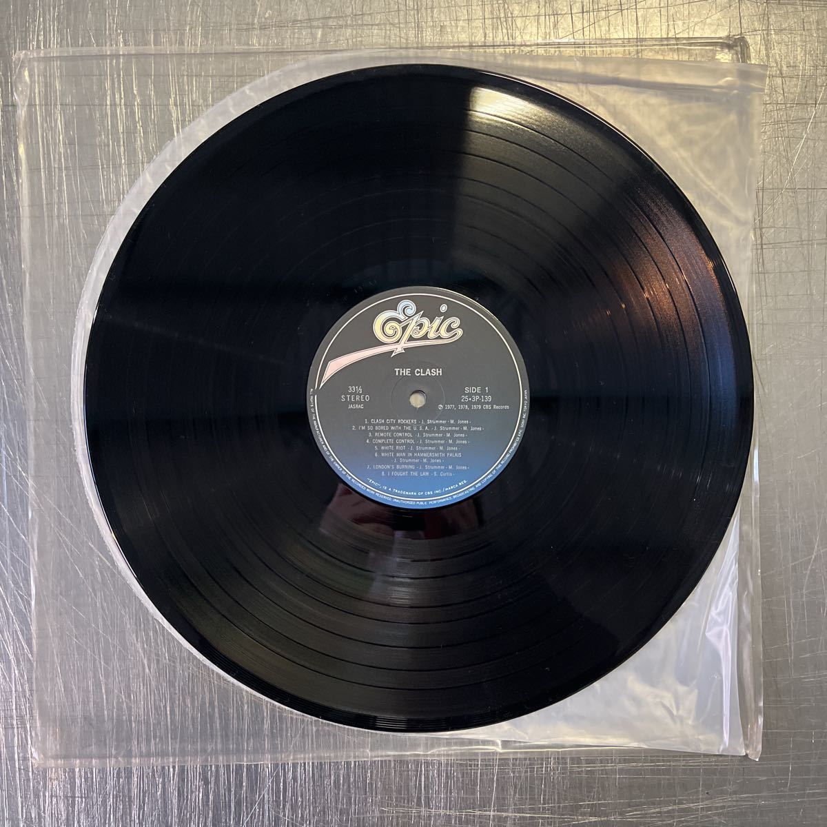 a1403 レコード THE CLASH / PEARL HARBOUR '79 ザ クラッシュ / パールハーバー'79 LP +シングルの画像5