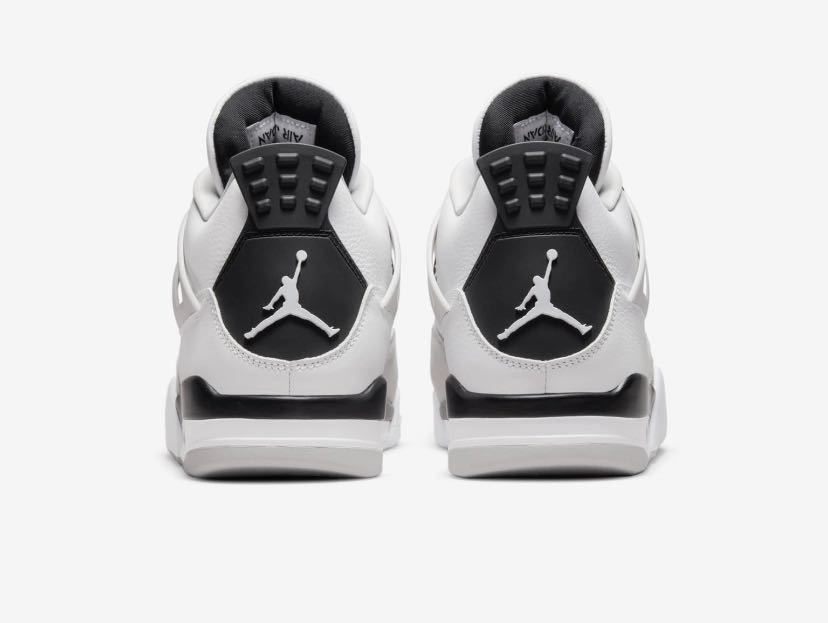 新品 国内正規品 NIKE AIR JORDAN 4 RETRO Military Black DH6927-111