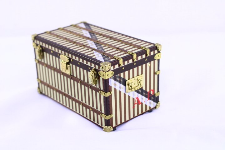 ●LOUIS VUITTON/ルイヴィトン ノベルティグッズ マル・クーリエ トランク 小物入れ オブジェ 非売品 レア コレクション 箱無し【10808210_画像3