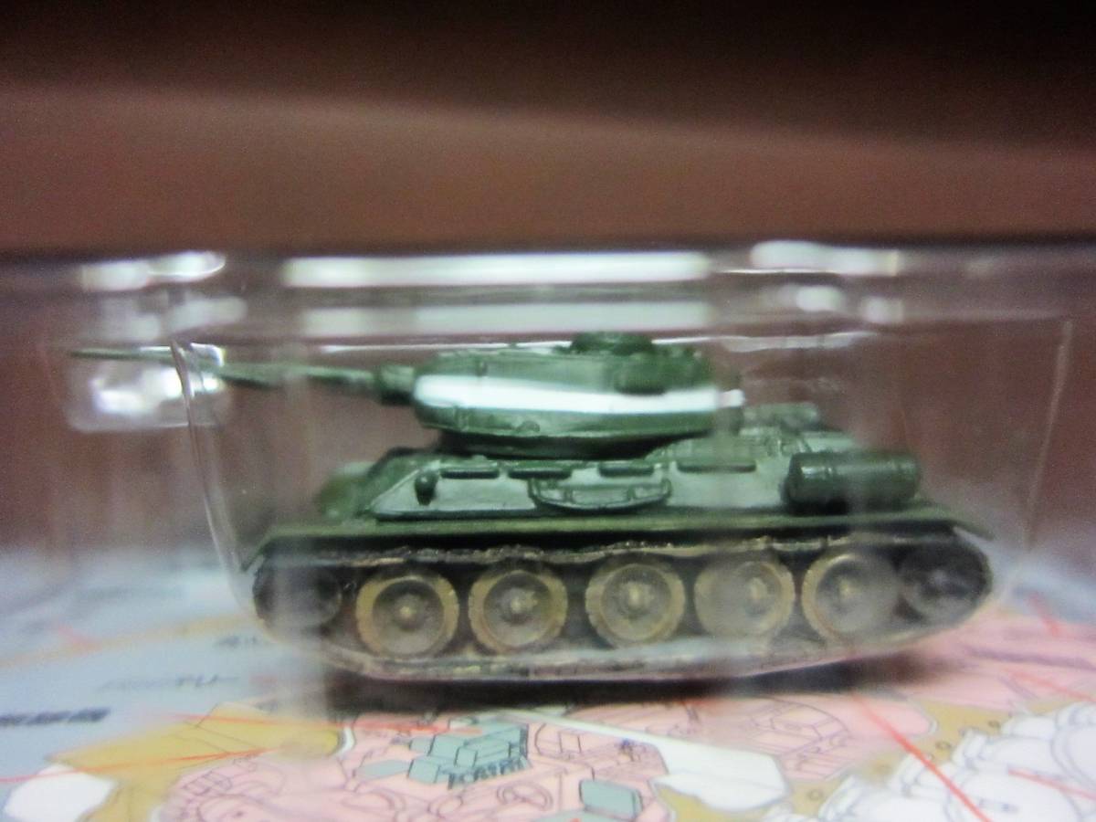  World Tank Museum 1 *15.T34|85 middle tank * against empty identification ( Russia 1944-45 year )*TAKARA2002KAIYODO