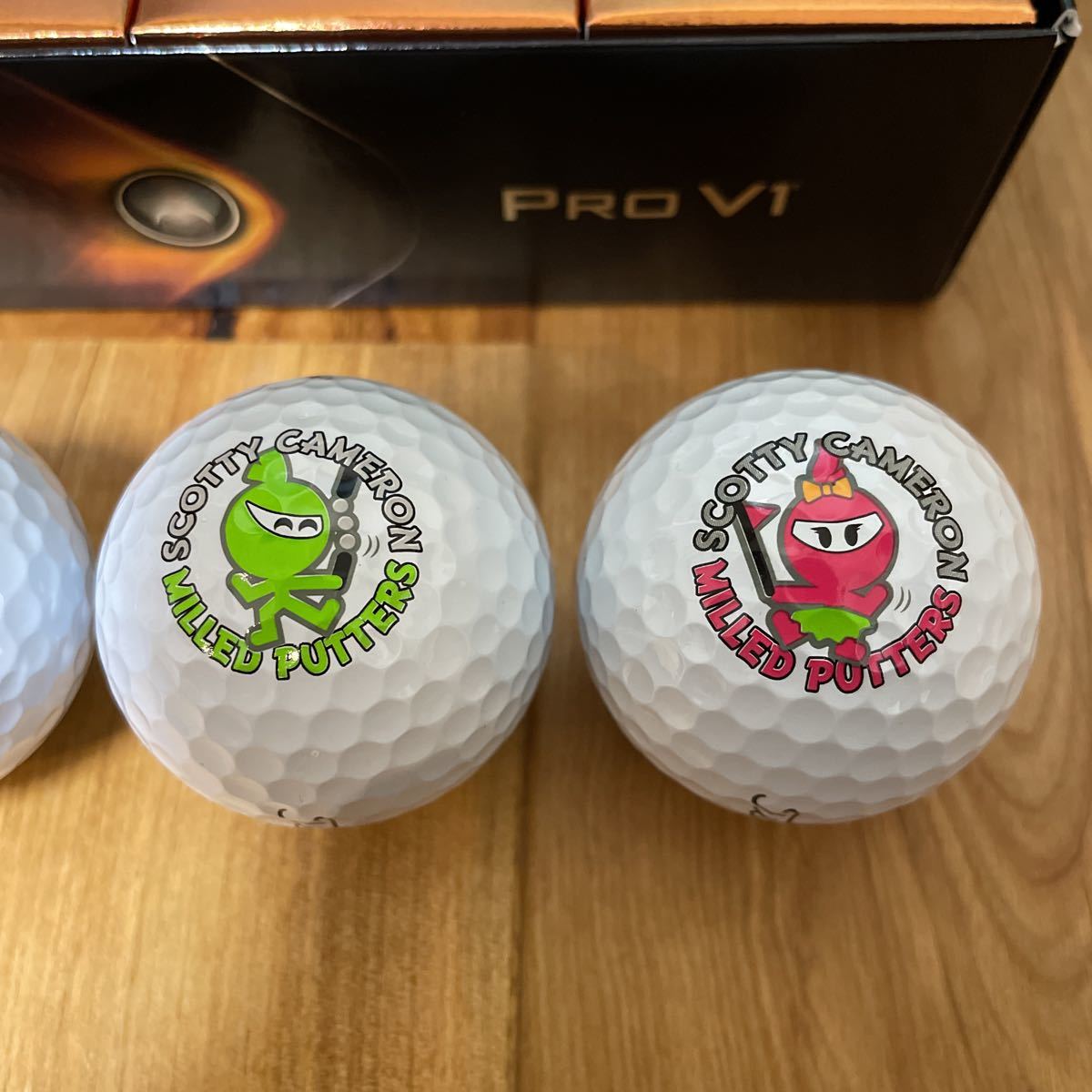 94%以上節約 タイトリスト ボール PRO V1 スコッティキャメロン 忍者
