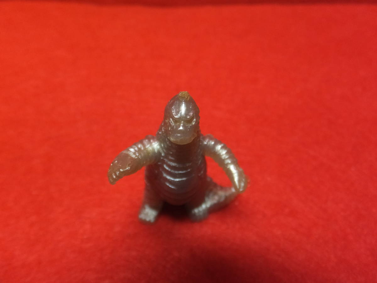 Ultraman monster eraser Red King approximately 3.7cm body only used 