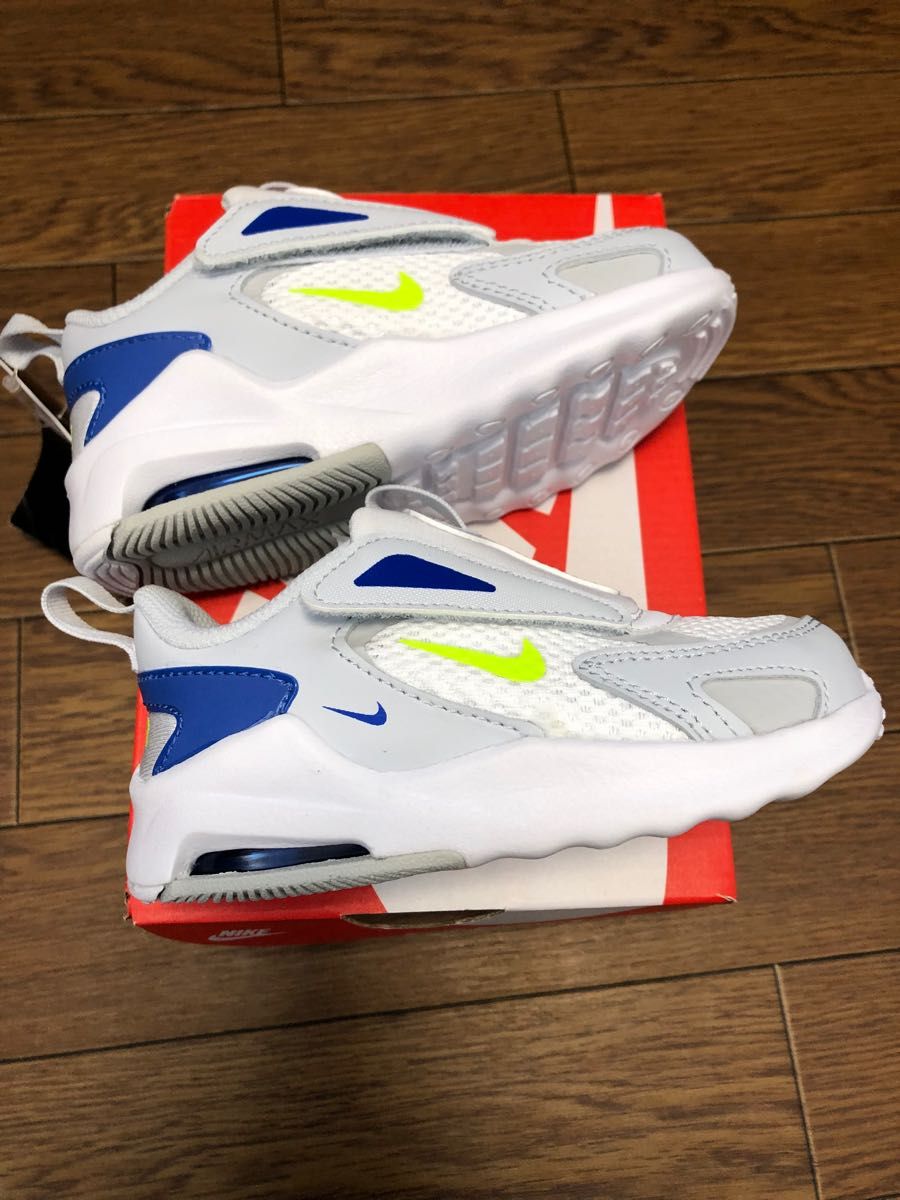 ナイキ NIKE スニーカー  マジックテープ　ベビー　キッズ 運動靴　スリッポン エアマックス