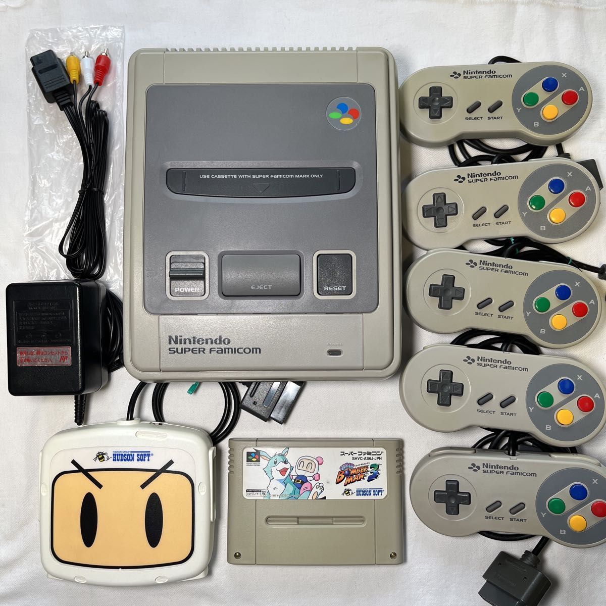ボンバーマン5人で遊べるマルチタップセット スーパーファミコン ボンバーマン5人で遊べるマルチタップセット スーパーファミコン
