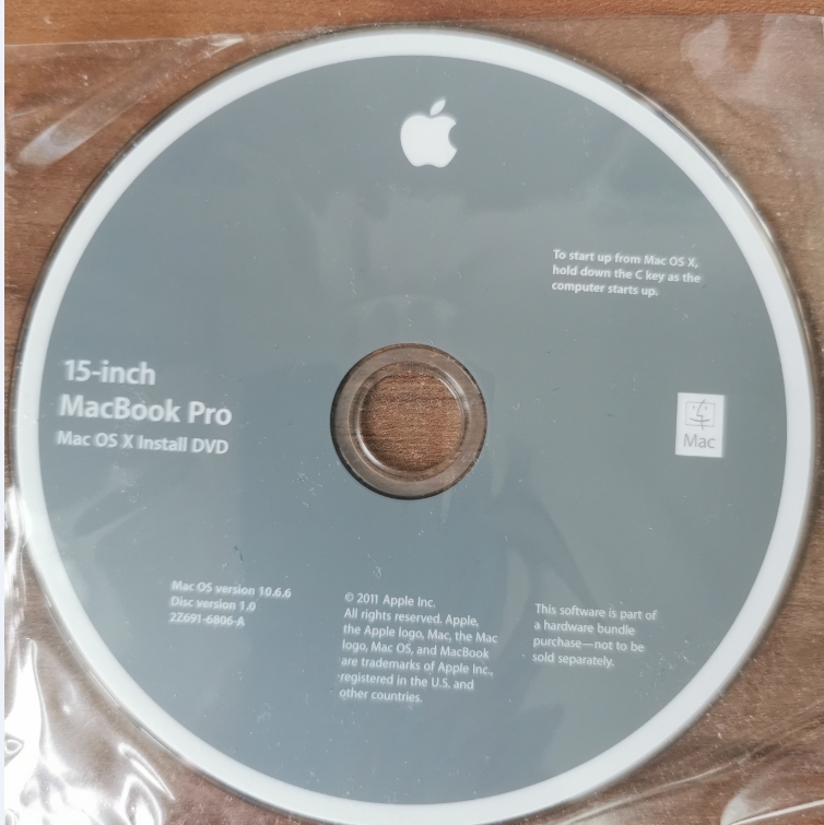 15-inch MacBook pro用 Mac OS X Install DVD 10.6.6の画像1