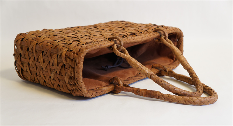 麻の葉編み 山葡萄 山胡桃木 籠 バッグ かご 男女兼用 網代編 着服 かごバッグ