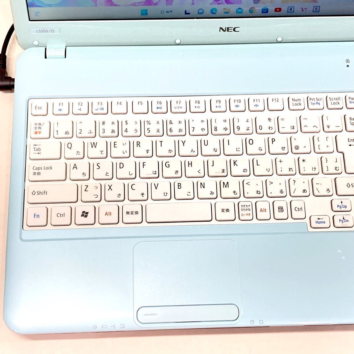 262 かわいい☆水色 Core i5 8GB SSD 512GB office ノートパソコン 設定済 リカバリー付
