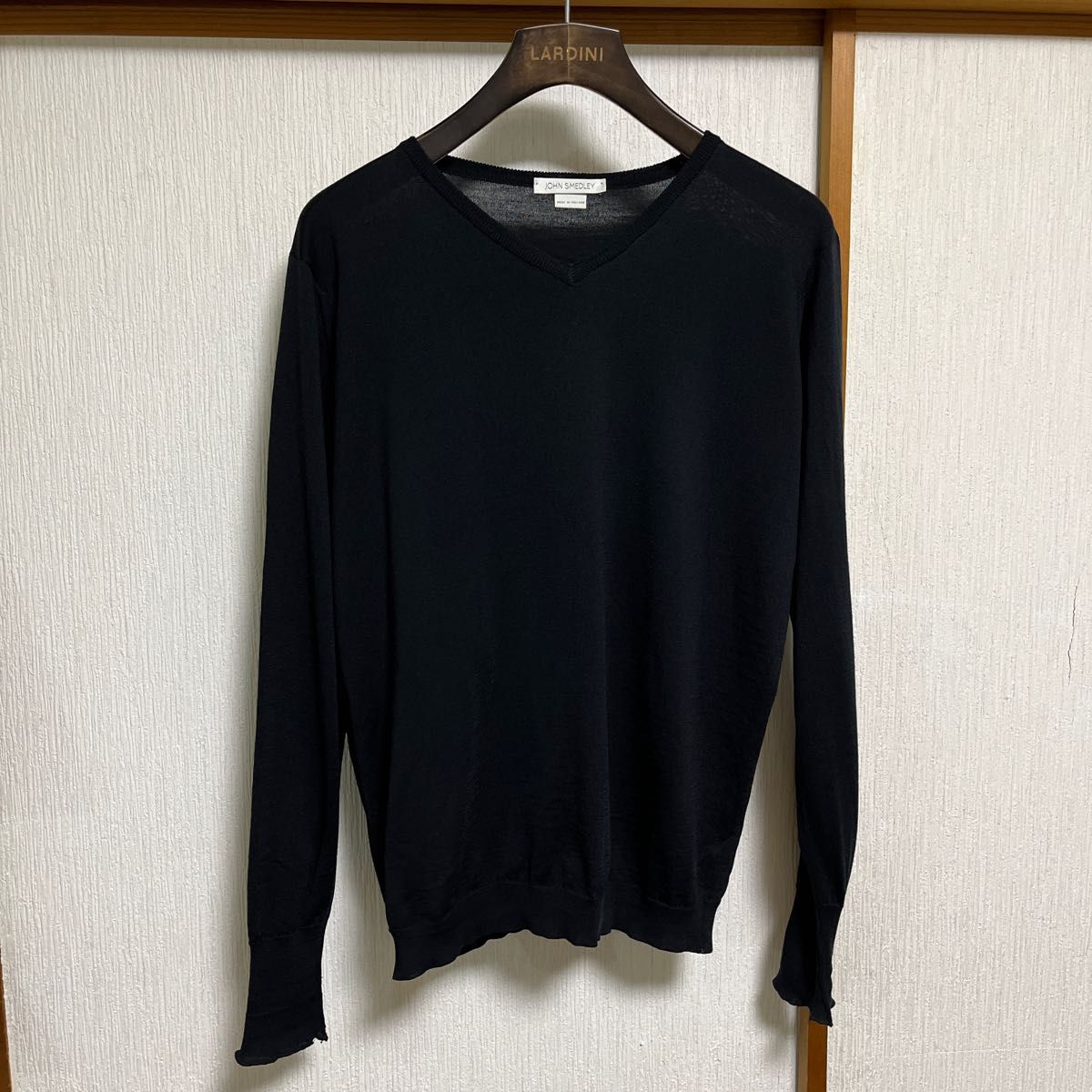 美品】JOHN SMEDLEY ジョンスメドレー Vネック ウール ニット ブラック