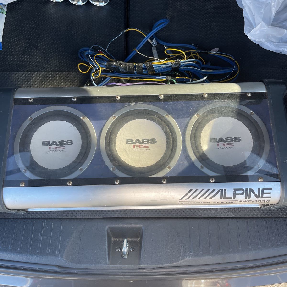Yahoo!オークション - ALPINE SWE-1890 スピーカー サブウーハー Yahoo!オークション - ALPINE SWE-1890 スピーカー サブウーハー