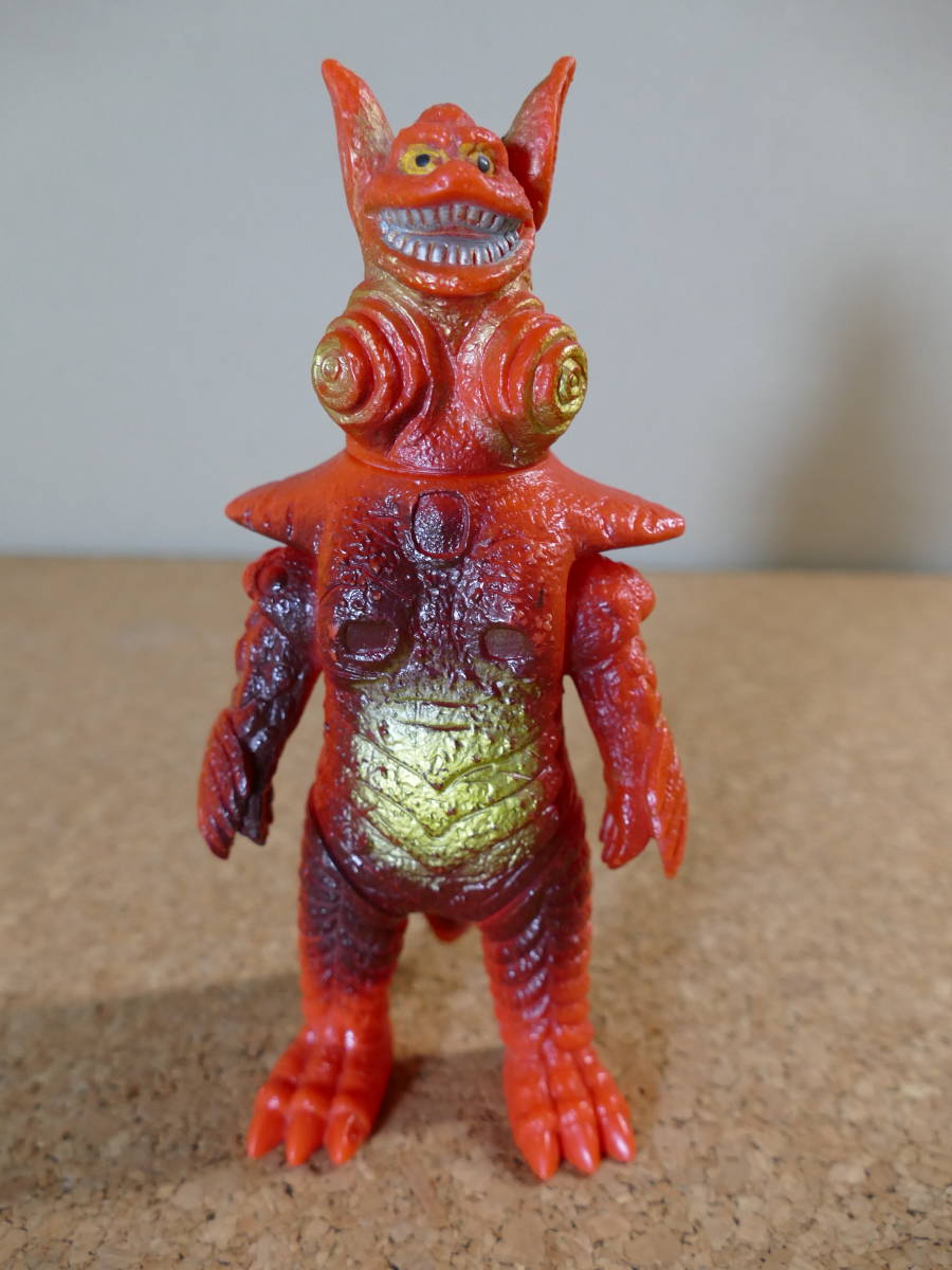 ふるさと納税 ウルトラマン80 キングザウルス ポピー ソフビ