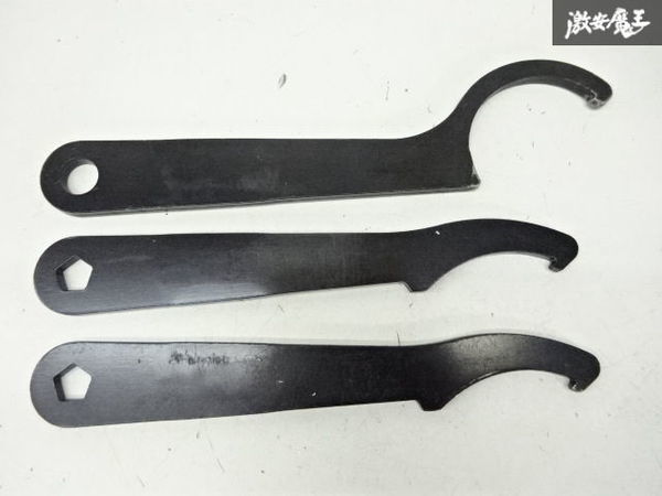 Blitz ブリッツ 汎用 車高調レンチ 車高調調整 工具 シート回し 2本同じサイズ 1本サイズ違い M44 D 3 全長 約17 5cm cm 即納 棚9 3 C 中古 のヤフオク落札情報 Blitz ブリッツ 汎用 車高調レンチ 車高調調整 工具 シート回し 2本同じサイズ 1本サイズ違い M44 D 3 全長 約17 5cm cm 即納 棚9 3 C 中古 のヤフオク落札情報