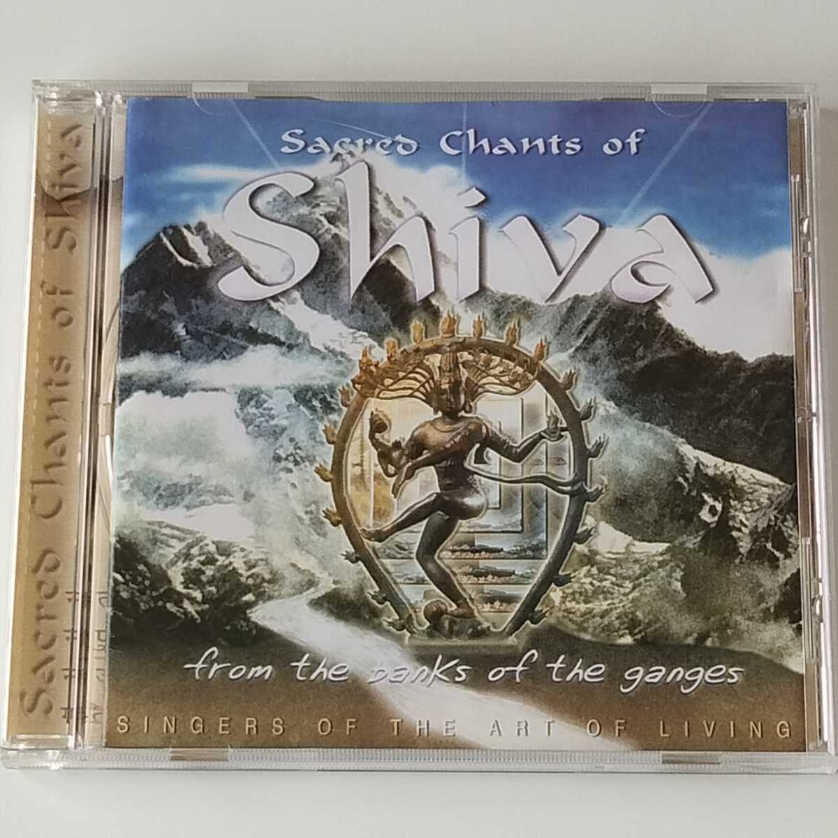 【ヨガ/瞑想/ヒーリング】SACRED CHANTS OF SHIVA (HOEM08) FROM THE BANKS OF THE GANGES / HEAVEN ON EARTH MUSIC / YOGA, INDIA インドの画像1