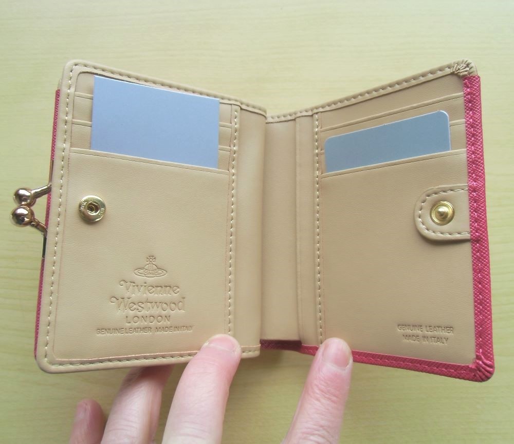 Vivienne Westwood　ヴィヴィアンウエストウッド　二つ折り財布　がま口　ピンク　88VV706　オーブ　ピーチ