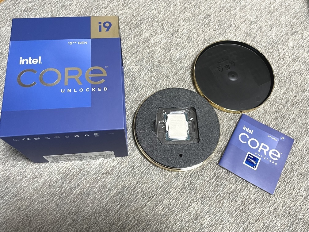美品」intel Core i9-12900K BOX-