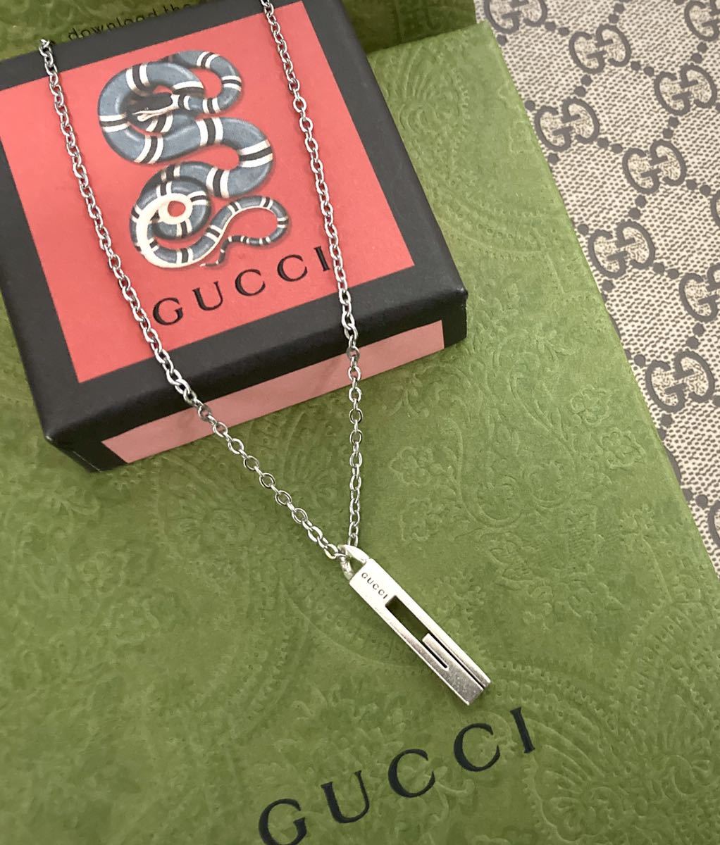 即決/ み GUCCI/グッチ スモール カットアウト/Gカット/Gロゴ ...