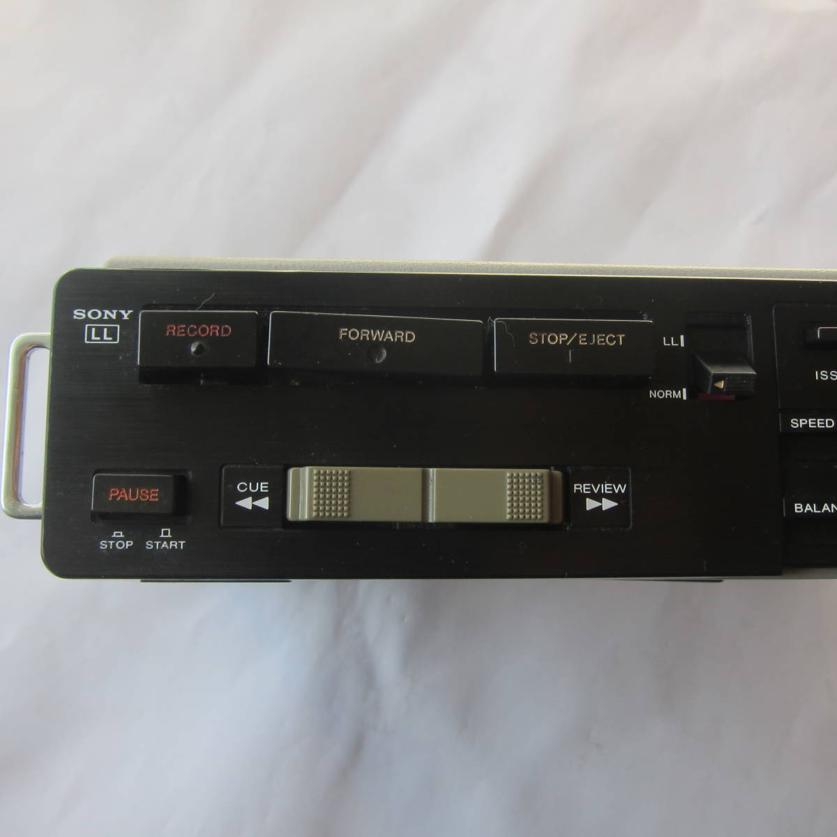 SONY ソニー LLカセットコーダー TC-1065 AC/DCアダプター付 SONY ソニー LLカセットコーダー TC-1065 AC/DCアダプター付