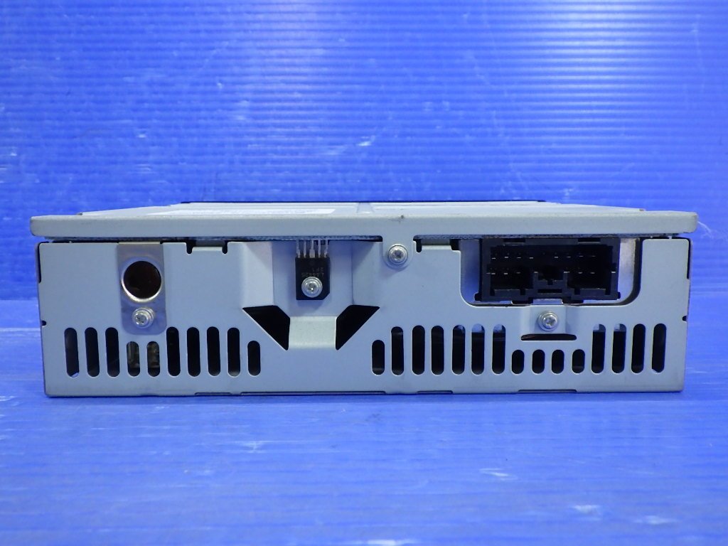 クリッパー NV100 純正 ラジオ RM-9457K-A 8701A354 スピーカー付き AMFM チューナー H24年 U72V U71Vの画像4