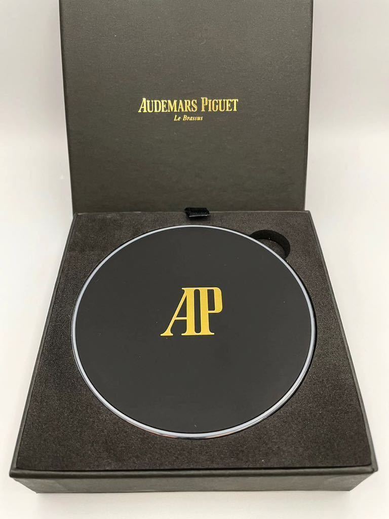 未使用品 動作確認済み オーデマピゲ ワイヤレス充電器 iPhone メンズ レディース ノベルティー AUDEMARS PIGUET 時計  ロイヤルオーク