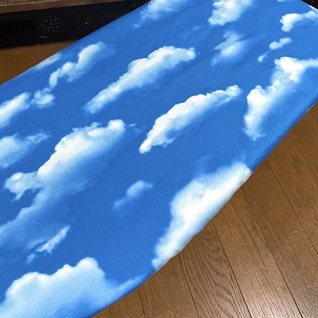 爽やかな空と雲の柄　舟型アイロン台カバー　ハンドメイド_画像6