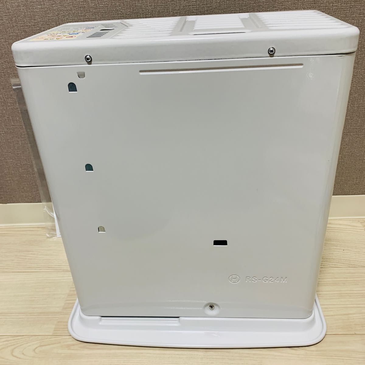トヨトミ 石油ストーブ ぐるんPa (木造6畳まで/コンクリート9畳 トヨトミ 石油ストーブ ぐるんPa (木造6畳まで/コンクリート9畳