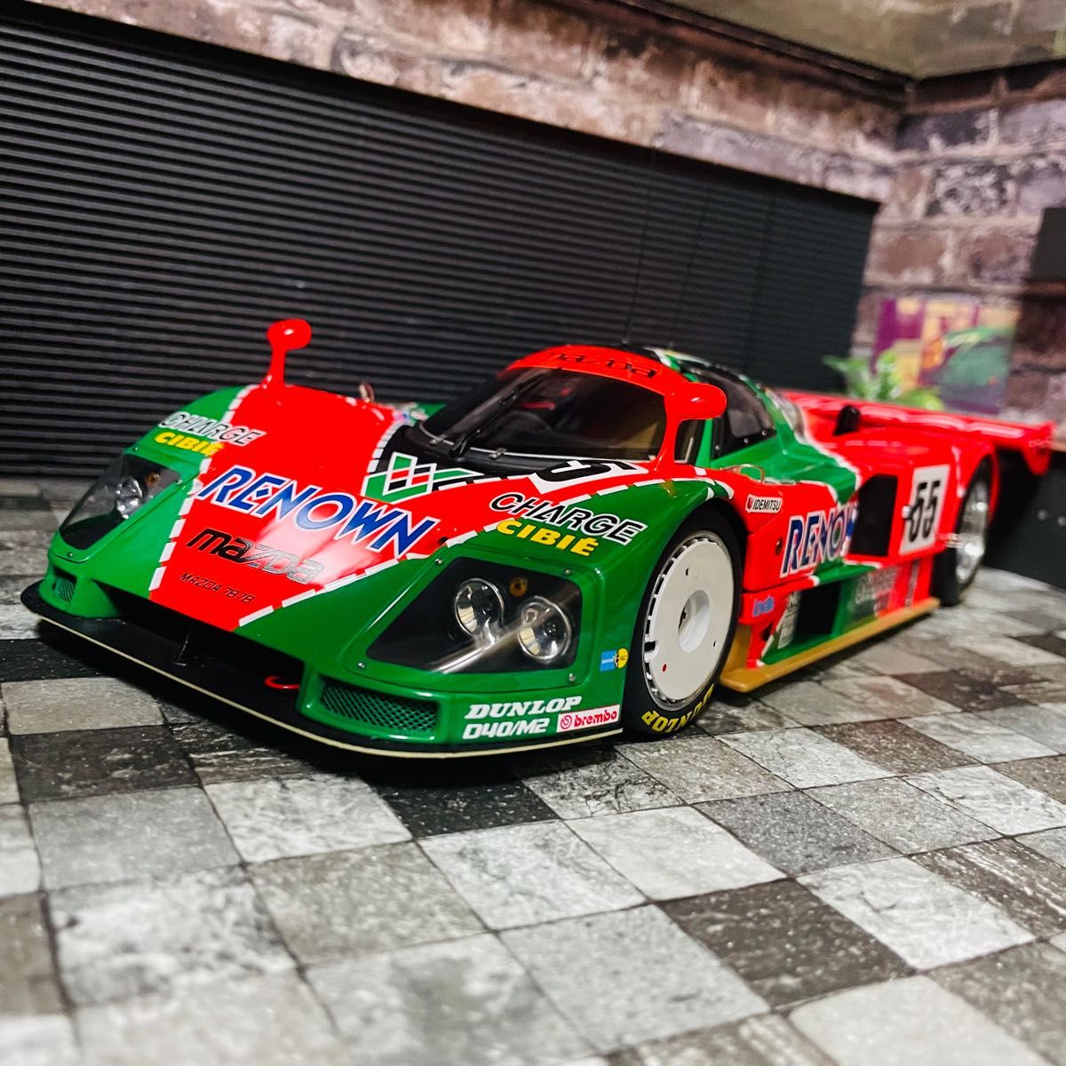 MAZDA 787B 1/18 AUTOart チャージ レナウン マツダ-