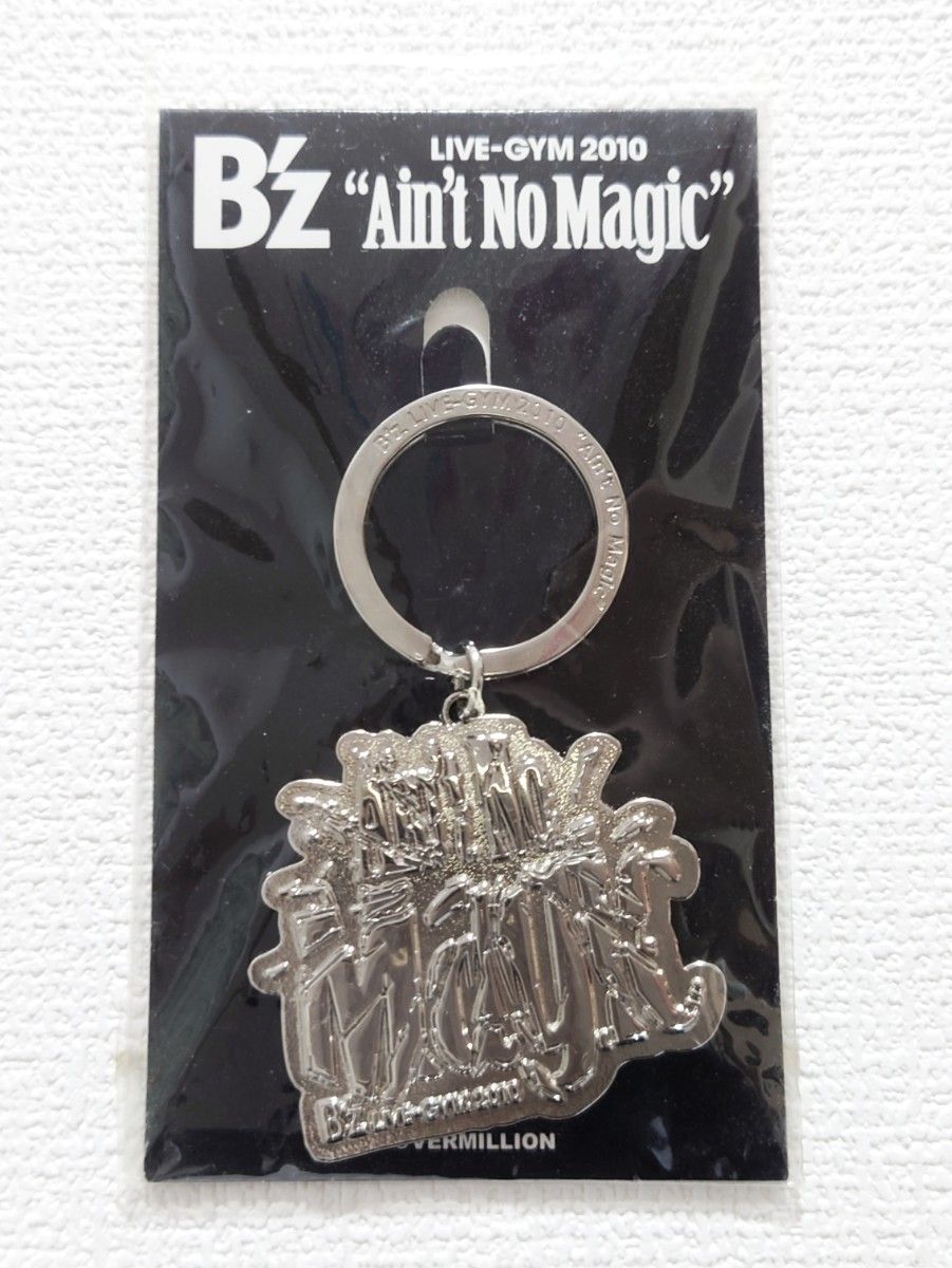 B'z LIVE-GYM 2010 Ain't No Magic キーホルダー チャーム|PayPayフリマ