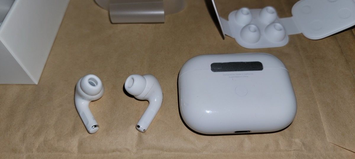 AirPods Pro MLWK3J/A　 AirPods Pro Apple純正MagSafe充電ケース付き