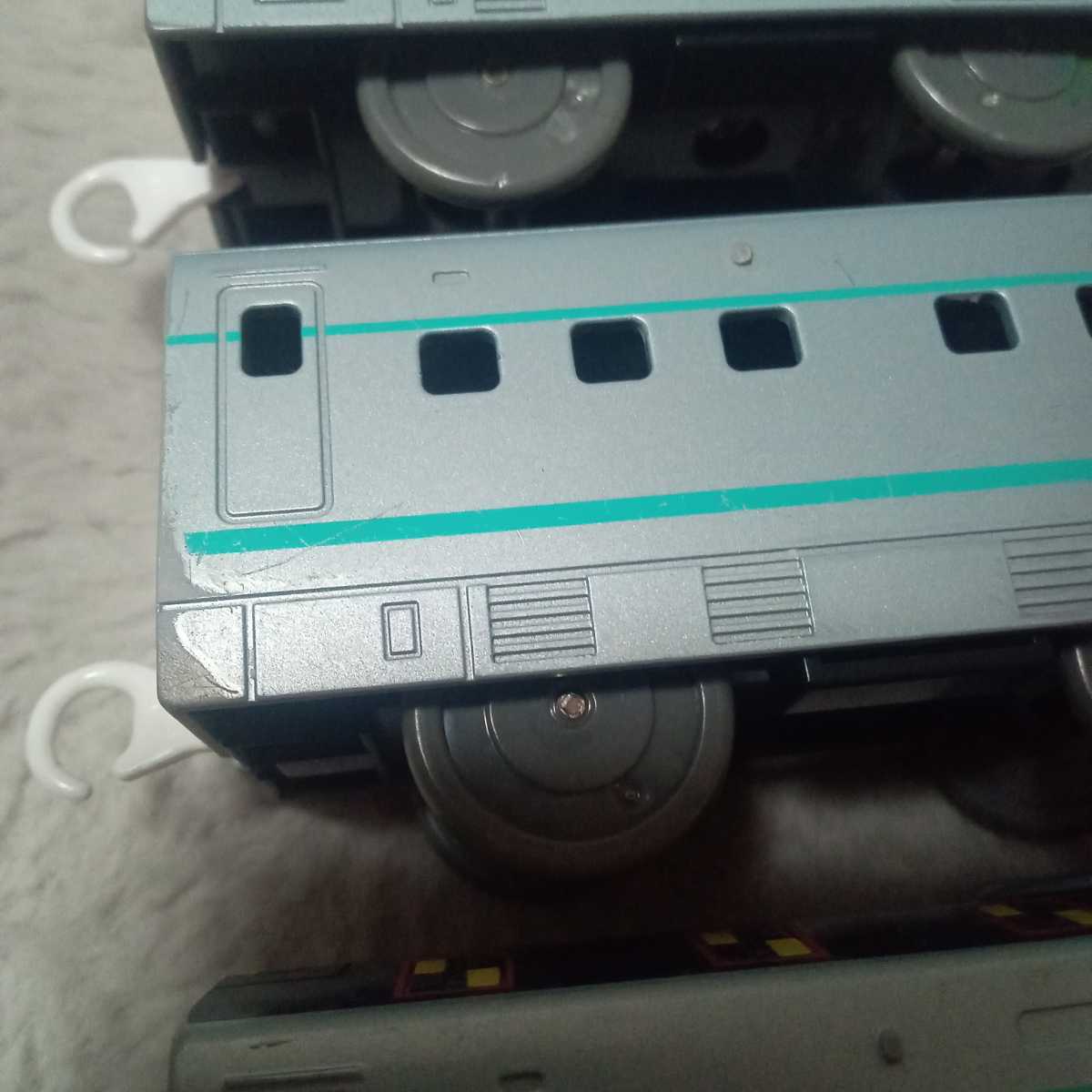 プラレール 新幹線 ALFA-X アルファエックス 中間車 ３両セット ジャンクの画像3