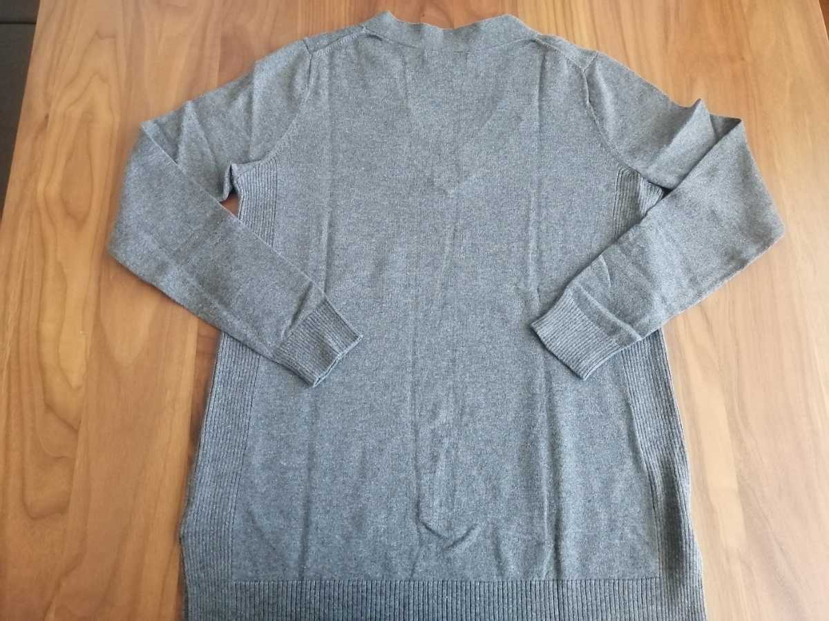 GAP　チャコールグレー　Vネックニット XＳ　美品　コットン_画像2