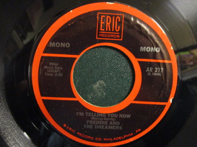 Freddie And The Dreamers ： You Were Made For Me 7'' / 45s (( 60's 英国 Beat Band / UK Rock )) c/w I'm Telling You Now_画像2