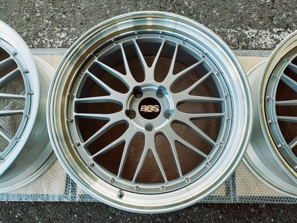 希少 □送料無料□定価¥985600-□ガリ傷なし□鍛造□BBS LM 21インチ