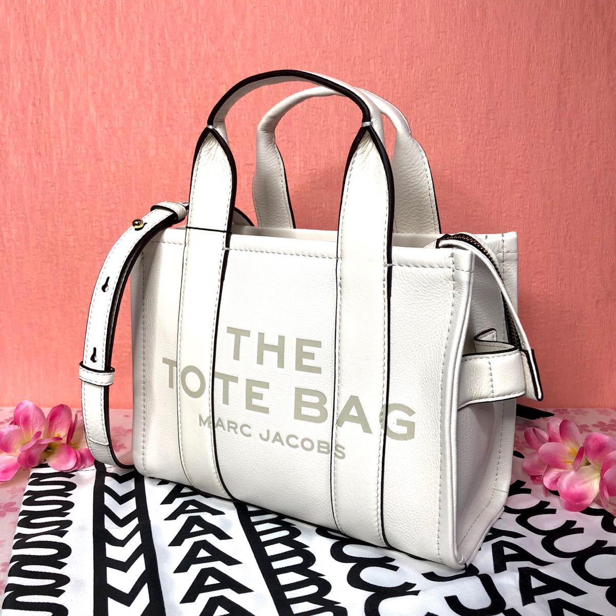 ヤフオク! - MARC JACOBS マーク ジェイコブス ザ モノグラ...