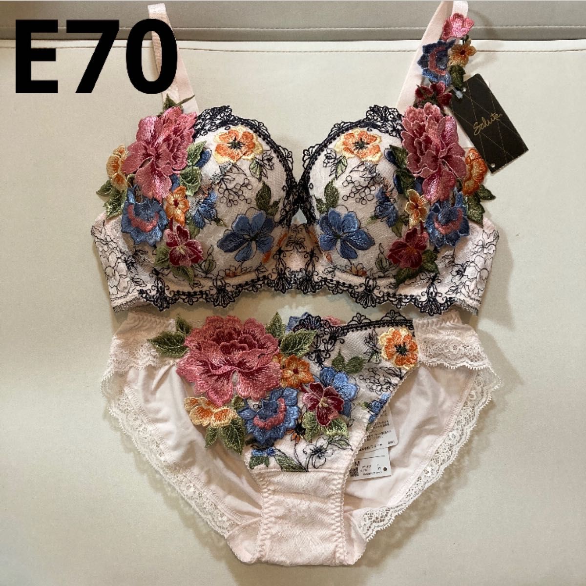 サルート59 【フォークロア】E70 ブラジャー 店舗限定-