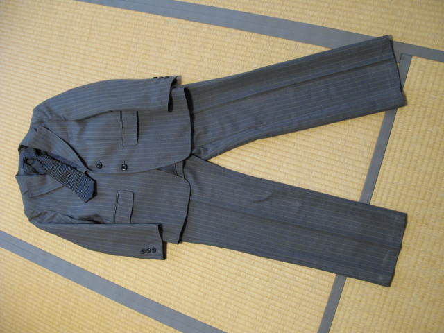 [Used] церемония окончания :hiromichi nakano( Hiromichi Nakano ) костюм : серый полоса :140 размер 