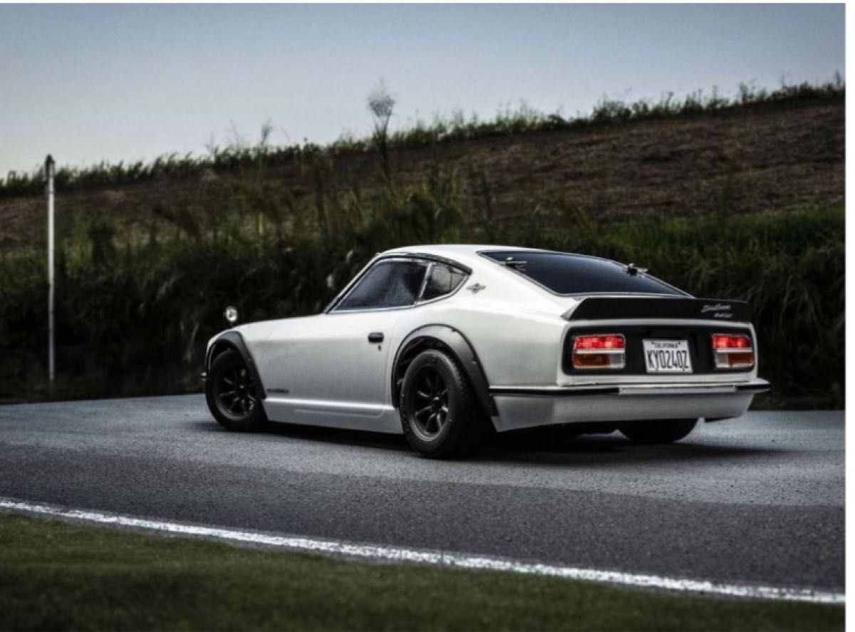 京商 1/10フェーザーMk2 ダットサン 240Z 別売りLEDライト付-