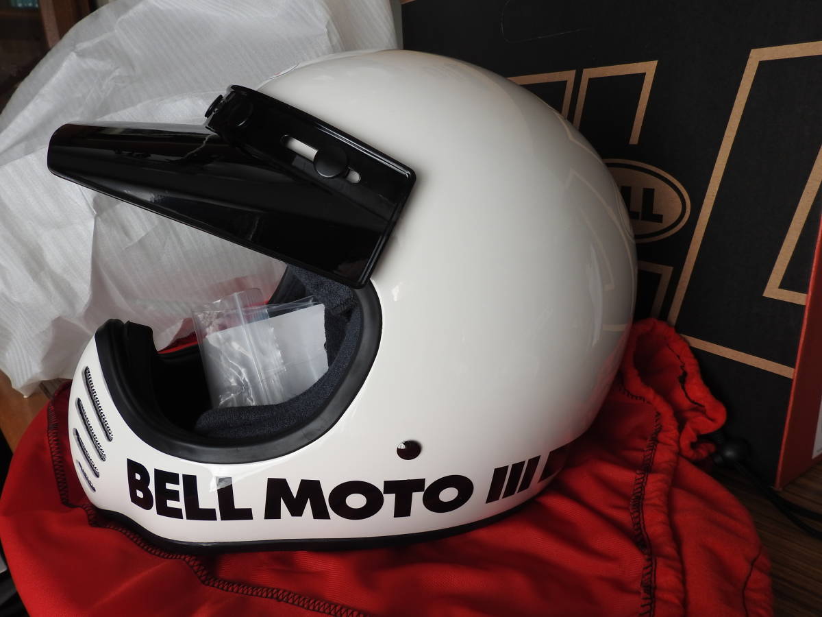 送料込・まとめ買い 新品 BELL MOTO3 ヘルメット Mサイズ ホワイト