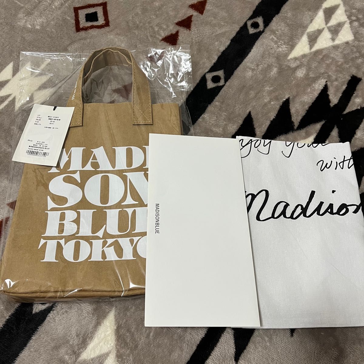 上質風合い 美品本物バレンシアガBALENCIAGA本革レザーミニペーパー