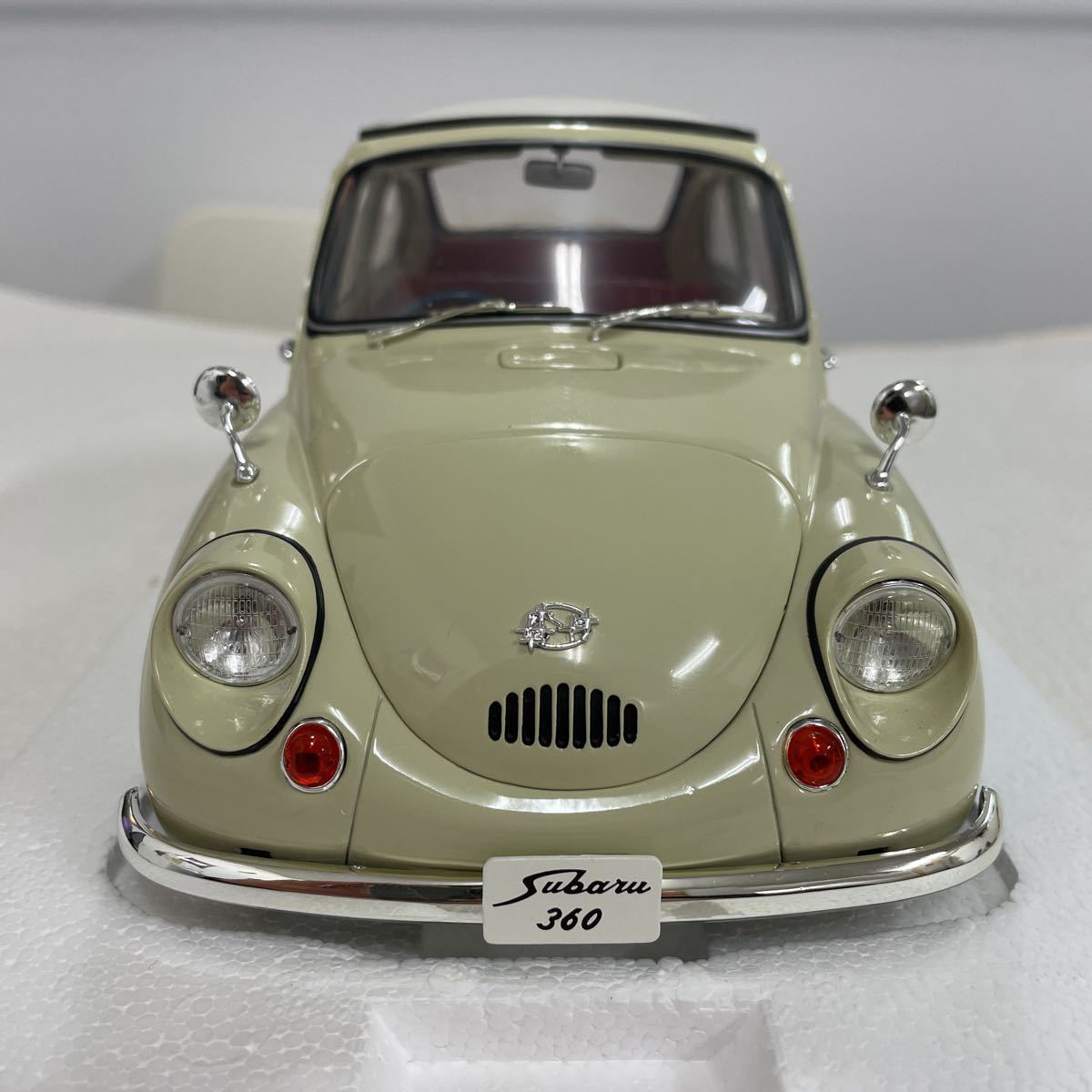 美品 EBBRO エブロ 1/12 SUBARU 360 1963 スバル360 アイボリー ダイ