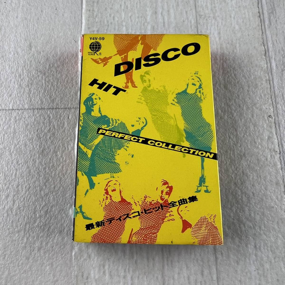KA1 最新 ディスコ・ヒット全曲集 カセットテープ ミュージックテープ DISCO HIT_画像1