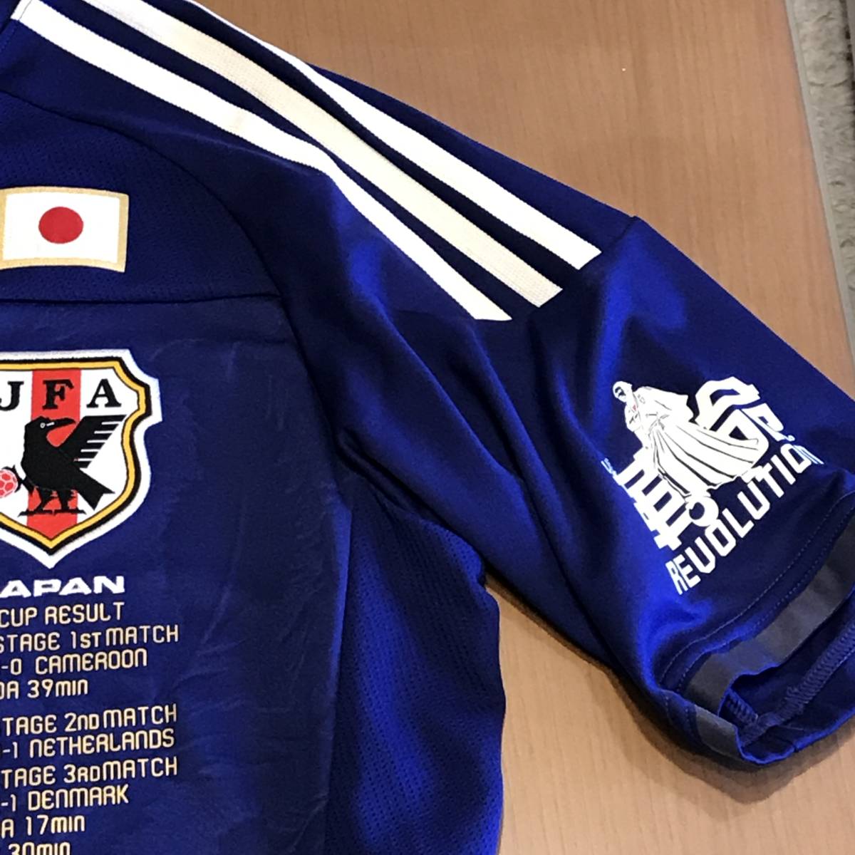 稲本潤一選手 中村憲剛選手 阿部勇樹選手 他 直筆サイン入り2010 FIFA