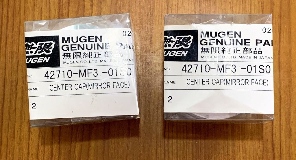 二点セット 無限MF10LM(ミラーフェイス用)センターキャップ(1台分)42710-MF3-01S0 & 無限MF10Lステッカー(1枚) 42770-MF1-00S0 無限Pro_MF10LM(ミラーフェイス)用センターキャップ